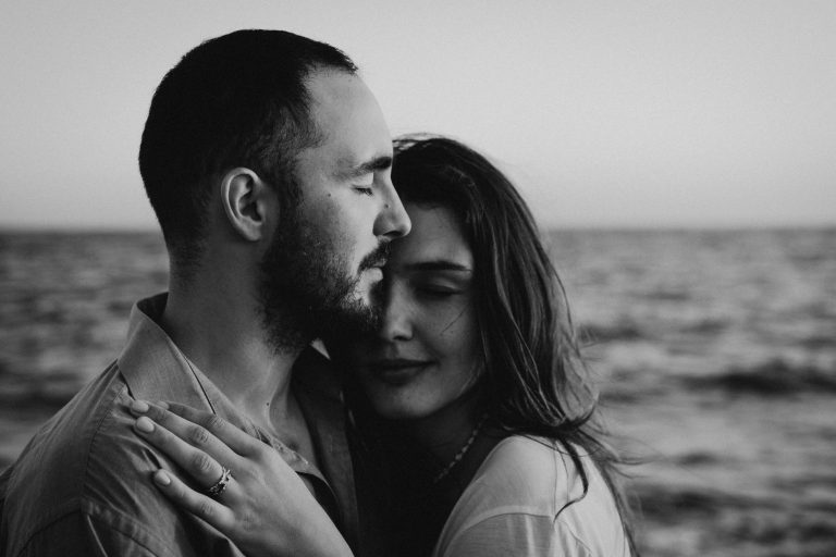 The Difference Between Emotional Chemistry and Compatibility